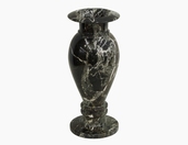 Stylowy wazon z kamienia